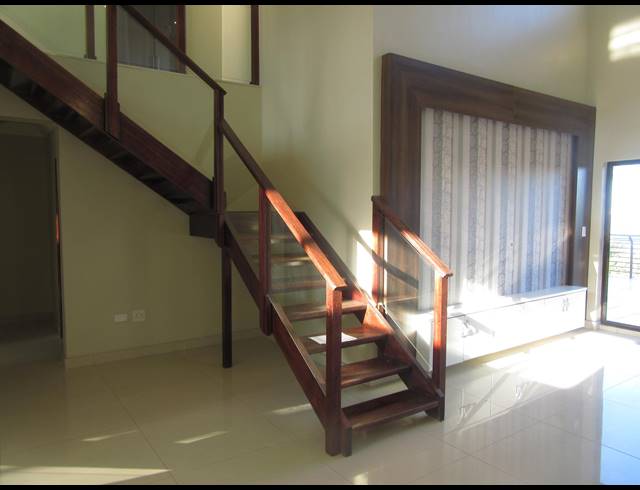 4 BEDROOM APARTMENT RENTED IN UMHLANGA CENTRAL
